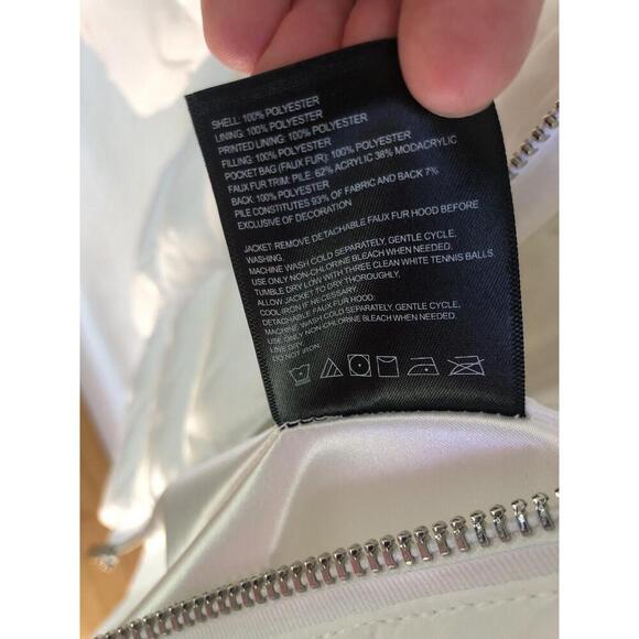 LAUNDRY BY SHELLI SEGAL NWOT Size L White Puffer Coat Detachable Gray Faux Fur - Picture 9 of 14